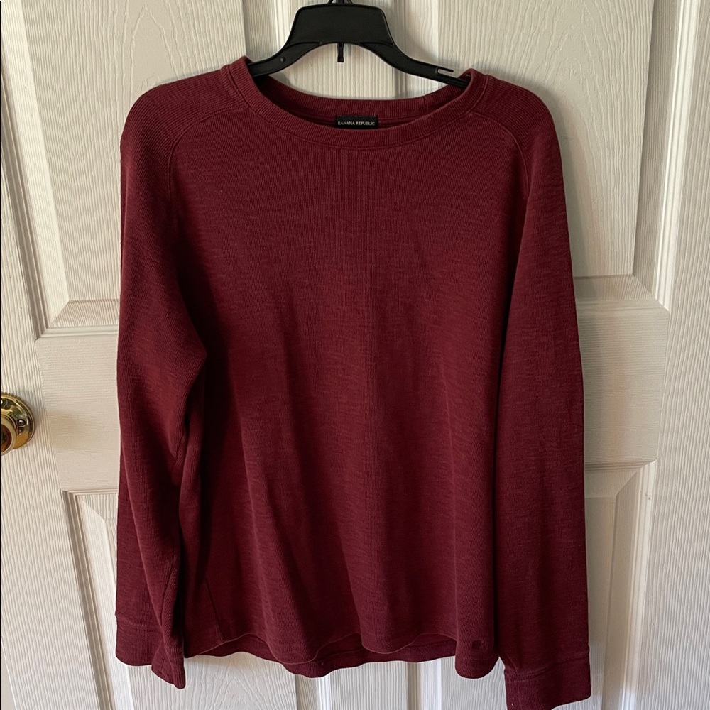 Banana Republic Men's Deep Red Crewneck Sweater